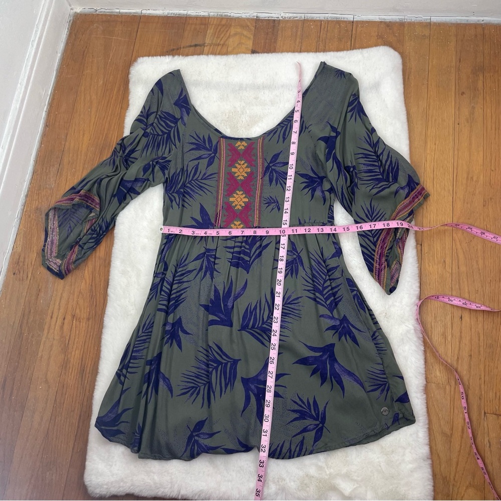 Tropical Roxy Dress - Picture 3 of 8